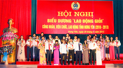 Hội nghị biểu dương lao động giỏi CNVCLĐ tỉnh (2010-2013)