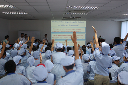 LĐLĐ tỉnh – Ban ATGT tỉnh: Hội nghị tuyên truyền an toàn giao thông cho công nhân lao động tại Công ty TNHH Hamaden Việt Nam