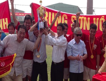 Giải bóng đá CNVCLĐ huyện Văn Lâm  tranh cúp VAP lần thứ XI – 2013