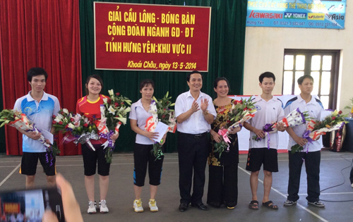 Công đoàn ngành Giáo dục – Đào tạo: Tổ chức giải cầu lông – bóng bàn ,  Kỷ niệm 124 năm ngày sinh Chủ tịch Hồ Chí Minh, hưởng ứng tháng công nhân