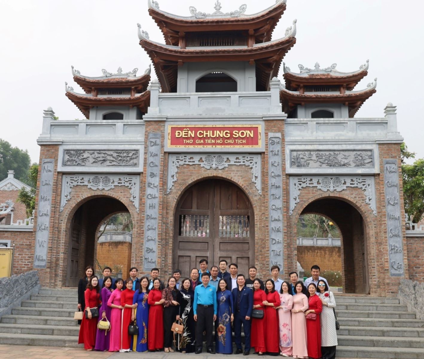 Liên đoàn Lao động tỉnh Hưng Yên thăm và làm việc tại Nghệ An