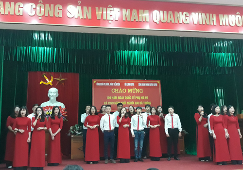 Công đoàn cơ quan Đảng – Đoàn thể và công đoàn chính quyền phối hợp với Hội Liên hiệp Phụ nữ huyện Mỹ Hào tổ chức hội nghị chào mừng 109 năm Quốc tế Phụ nữ 8/3 và 1979 năm khởi nghĩa Hai Bà Trưng