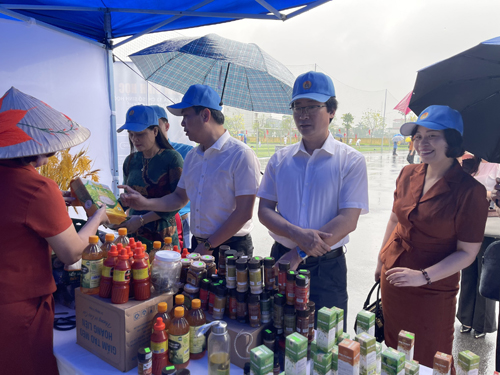 Công đoàn Công ty CP Thực phẩm xuất khẩu Trung Sơn Hưng Yên tổ chức các hoạt động chào mừng Tháng công nhân, Tháng hành động về An toàn vệ sinh lao động năm 2022