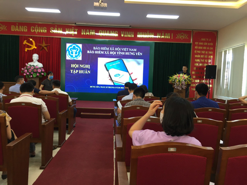 Liên đoàn Lao động tỉnh Hưng Yên: Tập huấn hướng dẫn, cài đặt, sử dụng VssID - Bảo hiểm xã hội số