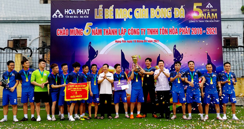 Công ty TNHH Tôn Hòa Phát tổ chức giải bóng đá Chào mừng 5 năm thành lập Công ty 