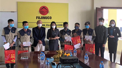  Liên đoàn lao động tinh thăm, tăng quà công nhân lao động  tại huyện Ân Thi, Yên Mỹ