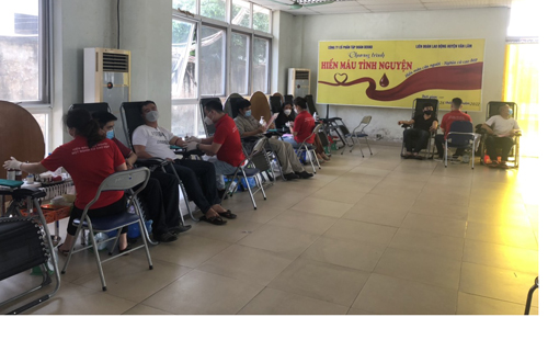 Liên đoàn Lao động huyện Văn Lâm tổ chức hiến máu tình nguyện