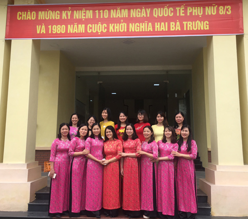  Các cấp công đoàn trong tỉnh hưởng ứng sự kiện “Áo dài- Di sản văn hóa Việt Nam”