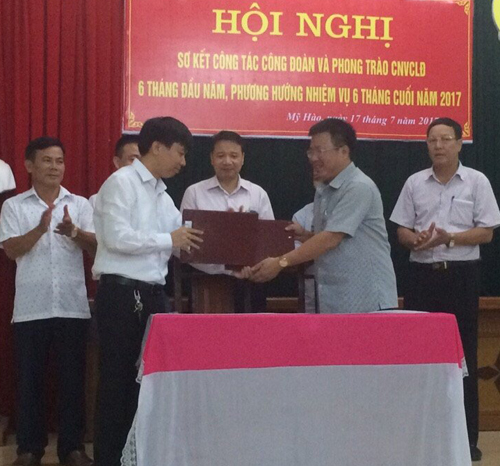 Liên đoàn Lao động huyện Mỹ Hào ký kết thỏa thuận hợp tác với Phòng khám Đa khoa Việt Mỹ về Chương trình khám bệnh, chữa bệnh miễn, giảm giá dành cho đoàn viên, công nhân, viên chức, người lao động 