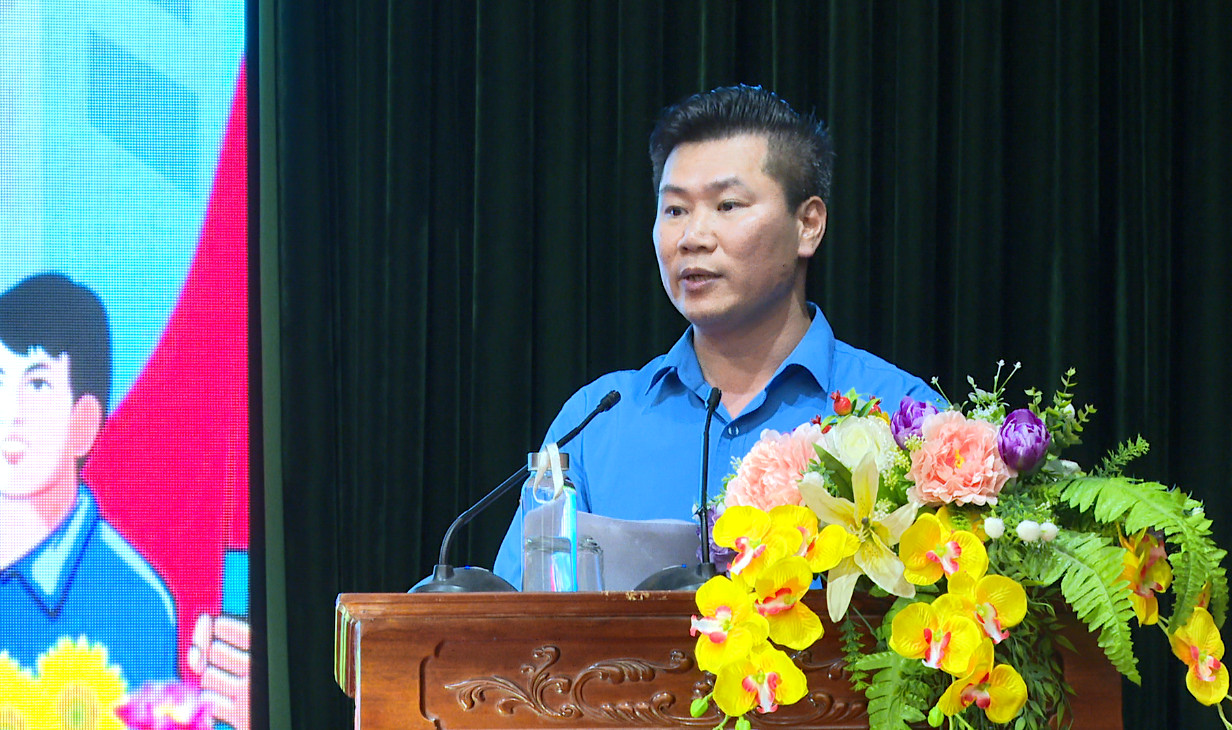 Liên đoàn Lao động huyện Ân Thi tổ chức Lễ phát động Tháng Công nhân và hưởng ứng Tháng hành động về an toàn, vệ sinh lao động năm 2024.