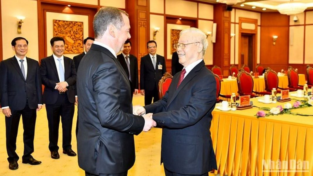 Đừng “đu dây” trong quan hệ, hợp tác; hãy cảnh giác với chiêu trò xuyên tạc mối quan hệ Việt – Nga